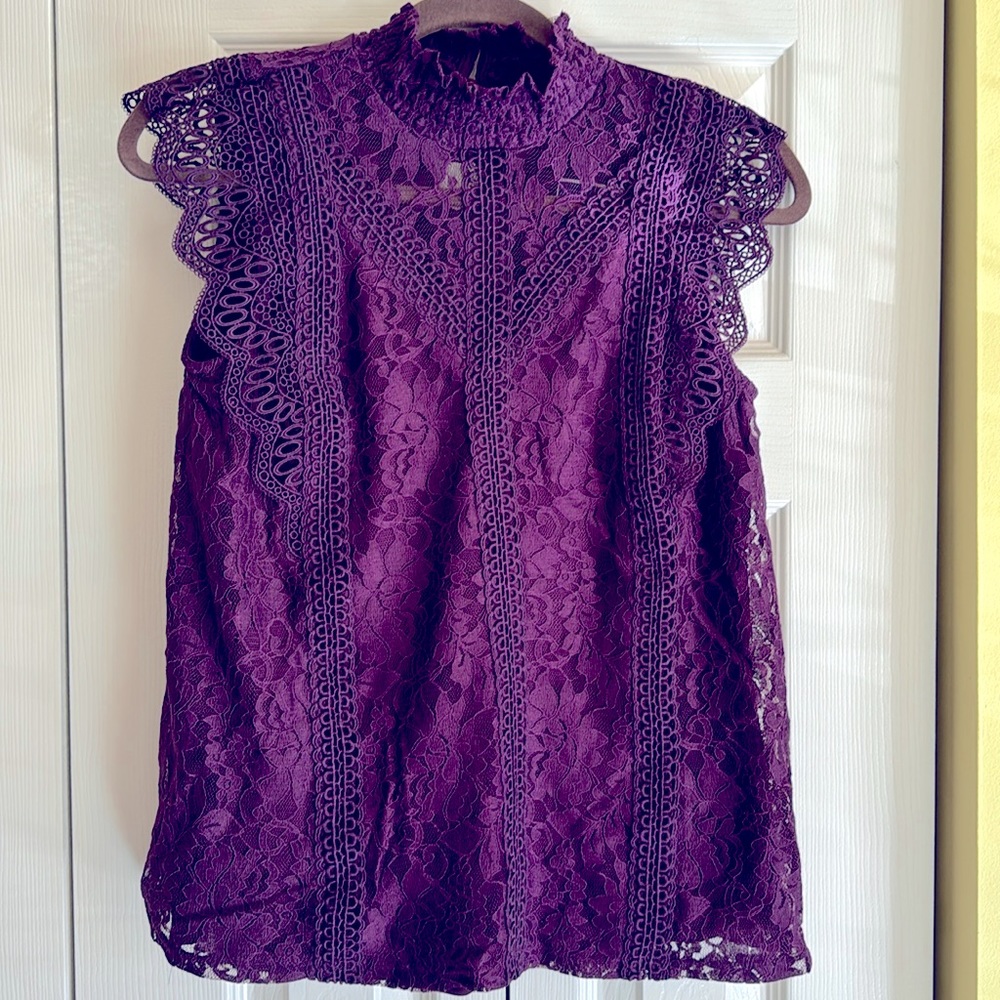 CABLE & GAUGE Lace “Winter Bloom” Top. NWT SZM